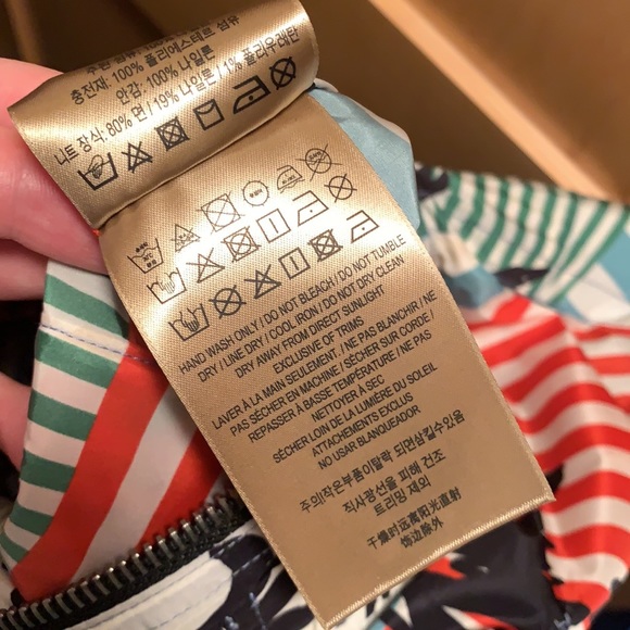 Men’s Burberry Nylon Bomber US 38R - Picture 6 of 6